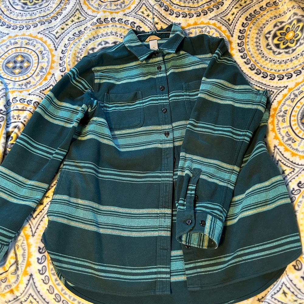 Duluth Trading XL heavy flannel